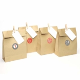 Plantvibes 24 Adventstüten aus hochwertigem Kraftpapier inkl. Namenskarten, Holzklammern und Stickern, Papiertüten ideal für Adventskalender zum Selber-Machen für Kinder, Weihnachtstüten - 1